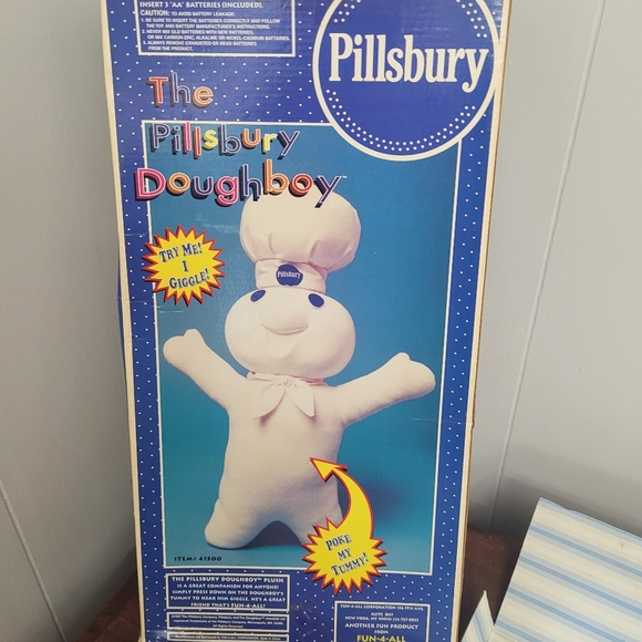 Pillsbury Doughboy giggling doll - Picture 9 of 9